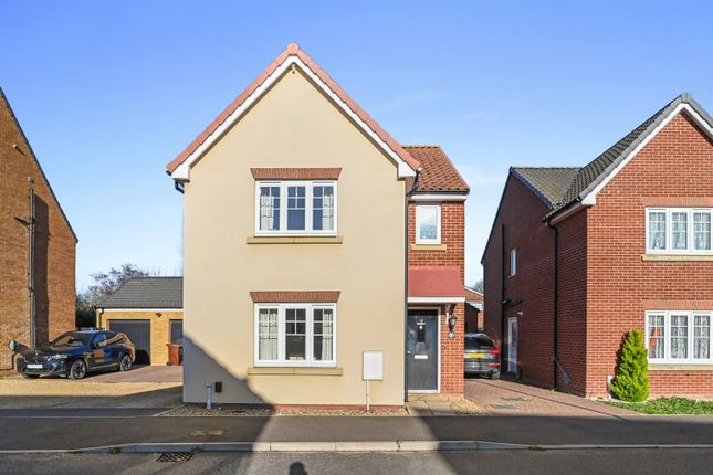 3-bed house on 10, Mallard Way, Newmarket, £375,000