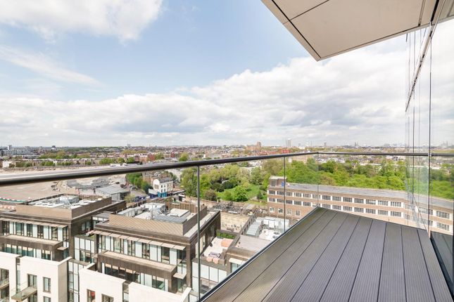 Flat for sale in Lillie Square, London
