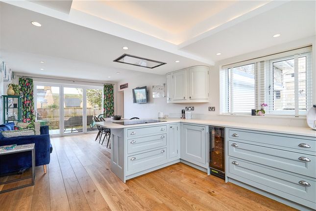 Armadale Lodge, 17, Bark Lane, Ilkley photo 4
