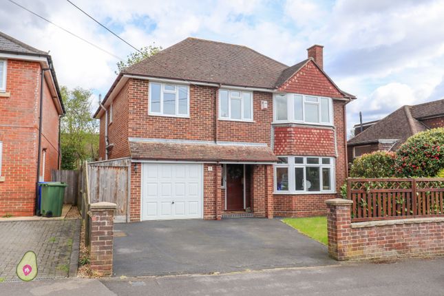 Thumbnail Detached house for sale in Highfield Road, Farnborough, Hampshire