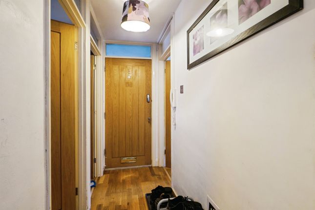 17, Strangers Lane, Canterbury photo 3