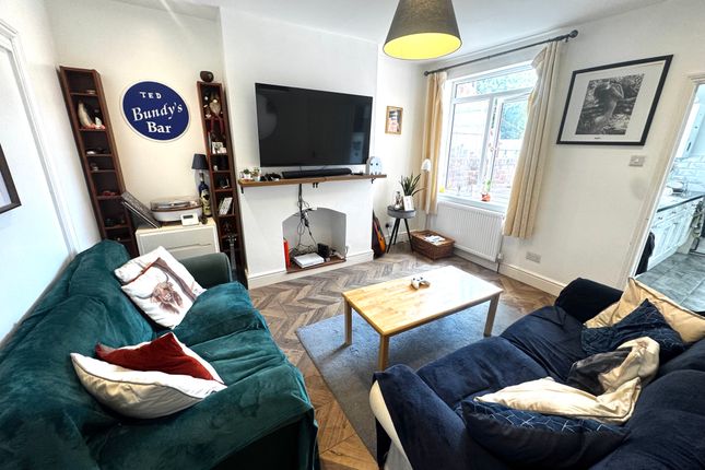 4-bed house on 22, Bristol, £2,850/mo