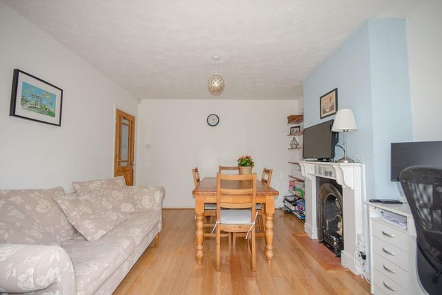 111, Quakers Road, Downend photo 4