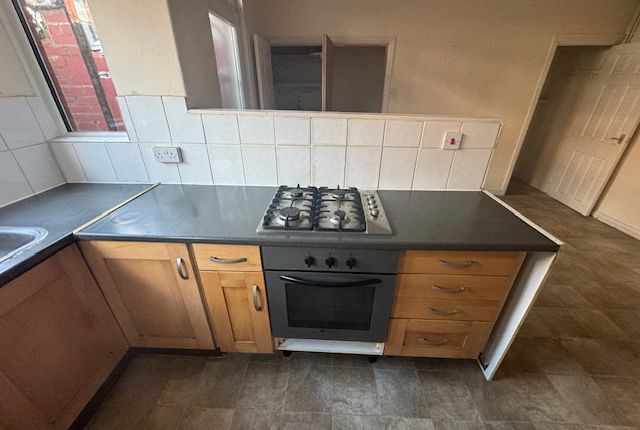 53, Seaforth Avenue Harehills Leeds photo 2