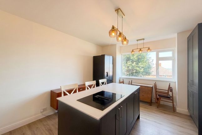 1 Arundel Gardens, Gateshead photo 5