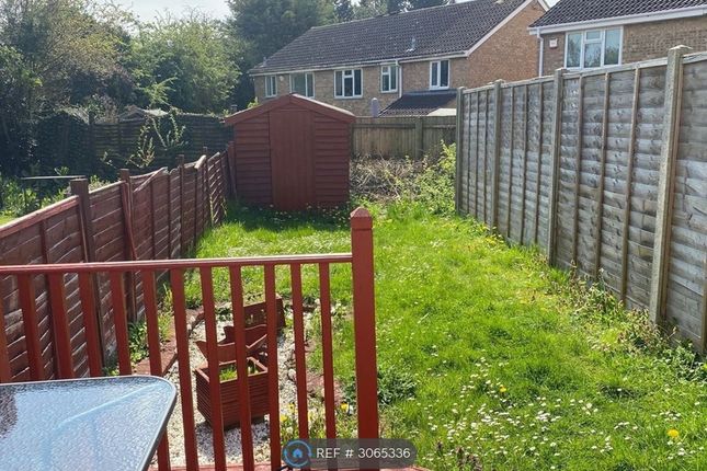 Muncaster Gardens, East Hunsbury, Northampton photo 2