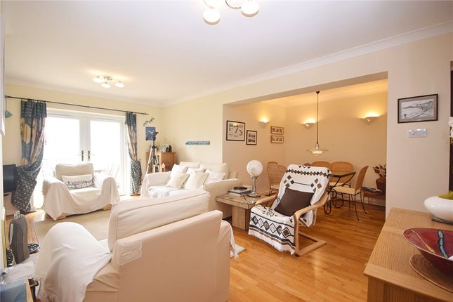 11, Ffordd Parc Y Llethrau, Gwynedd photo 3
