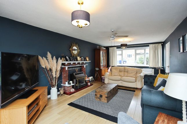 50, Dowgate Close, Kent photo 2