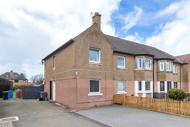 Thumbnail Flat for sale in Oswald Avenue, Grangemouth