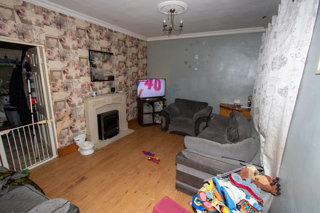 46, Junction Lane, St Helens photo 2