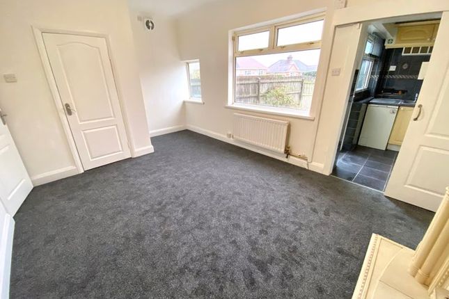 2, Arlon Avenue, Nuneaton photo 4