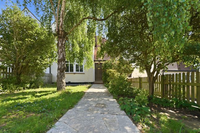 15 Eastfield Gardens, Weston-Super-Mare photo 2