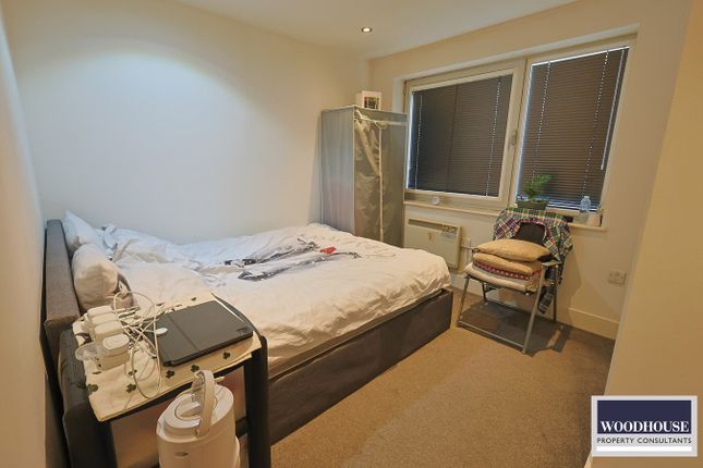 Flat for sale in Turners Hill, Cheshunt
