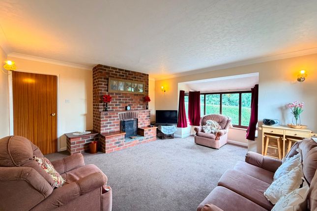 375 Filey Road, Scarborough photo 2