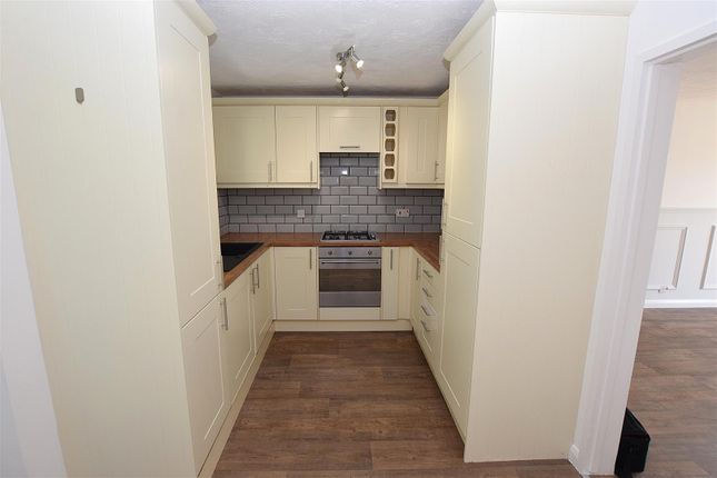 4, Coneyburrow Gardens, St. Leonards-On-Sea photo 4