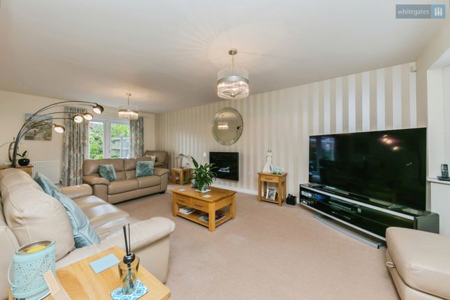 6, Hornbeam Close, Cheshire photo 4