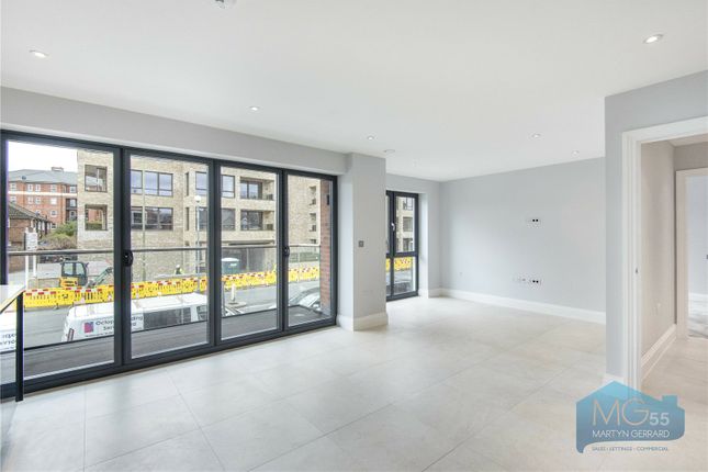 Thumbnail Flat for sale in Higbey Lodge, 25 Oakleigh Road North, Whetstone, London
