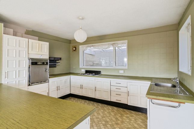 15, Exeter Road, Devon photo 3