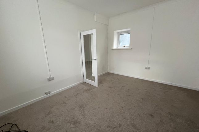 154, Court Street, Tonypandy photo 4