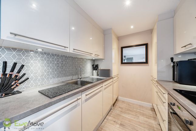 51, Printwork Apartments, 819 London Road, Sutton photo 4