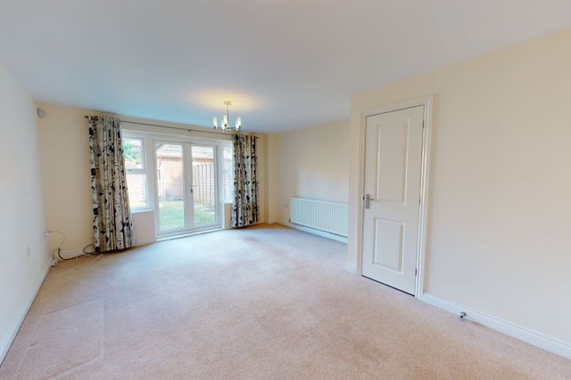 7, Goldcrest Way, Nr Alton photo 2