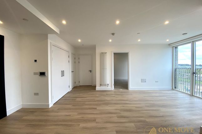 Thumbnail Flat to rent in Silverleaf House 1 Heartwood Boulevard, London