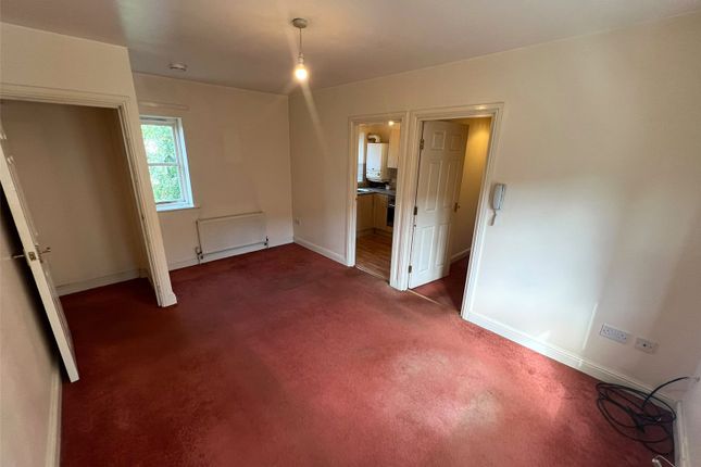 10, Olivia Court, Boothtown photo 3