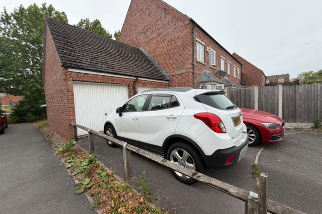 4, Rowan Court, Selby photo 2