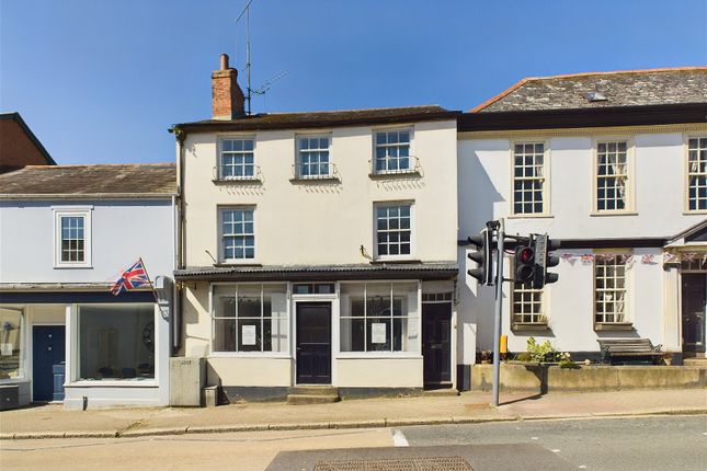 Town house for sale in Queen Street, Lostwithiel