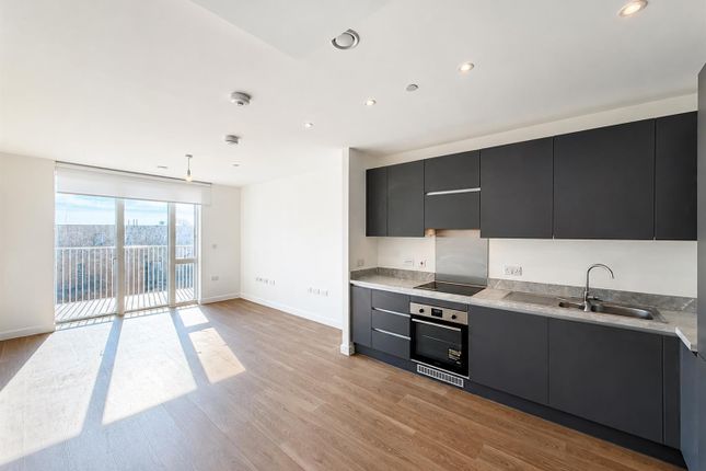 5 New Road, Feltham photo 2