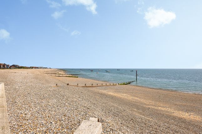 10, Lifeboat Way, Selsey photo 3
