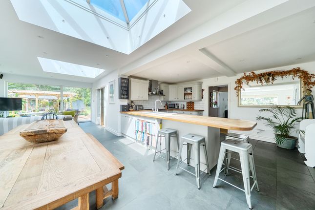 Rustlings, Robin Hood Lane, Guildford photo 3