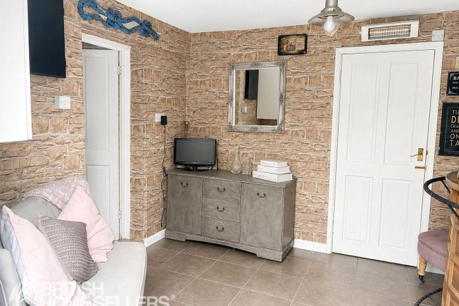 7, Pelham Crescent, Grimsby photo 4