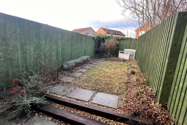 11 Beaufort Way, Barry photo 3