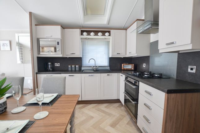 Sheraton Lodge, Par Sands Holiday park, Par photo 2