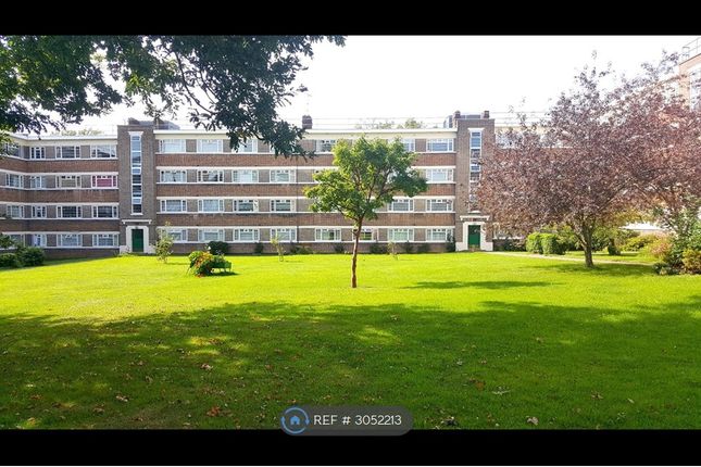 Cameford Court New Park Road, London photo 2