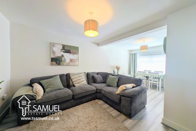 2 Cliff Street, Mountain Ash photo 3