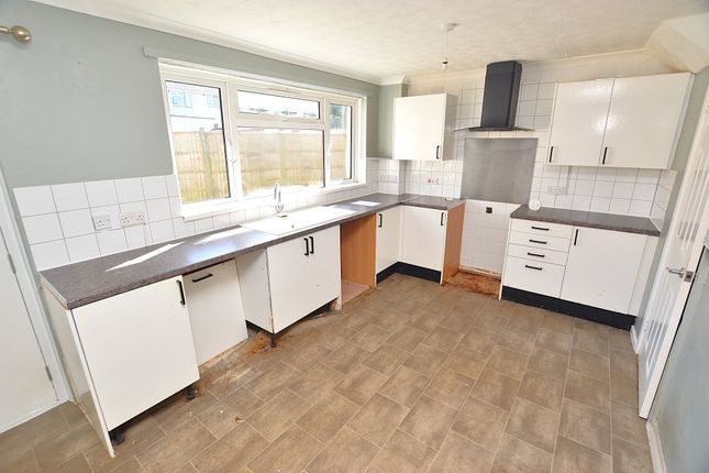 32, Moor View, Okehampton photo 2