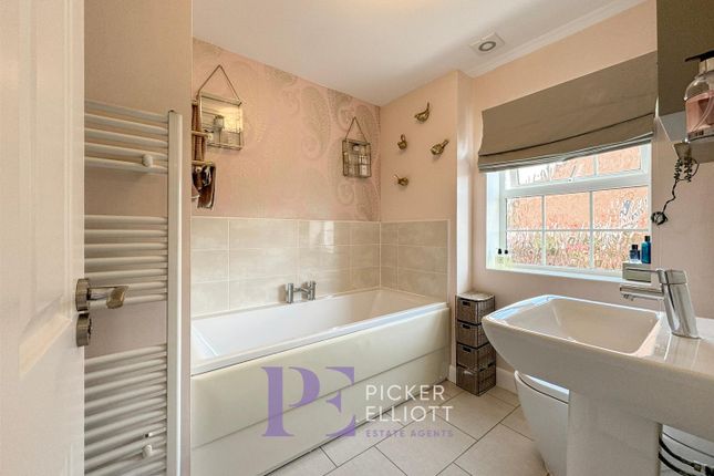 Detached house for sale in Jubilee Square, Burbage, Hinckley