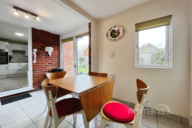 The Bungalow, 6, Taylors Court, Berkshire photo 4