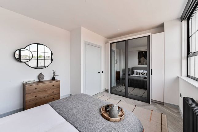 Flat to rent in Hoxton Market, Hoxton, London
