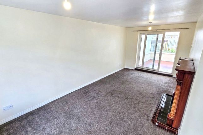 12, Derwent Close, Seaham photo 3