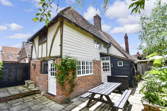 Cottage to rent in High Street, Biddenden, Ashford