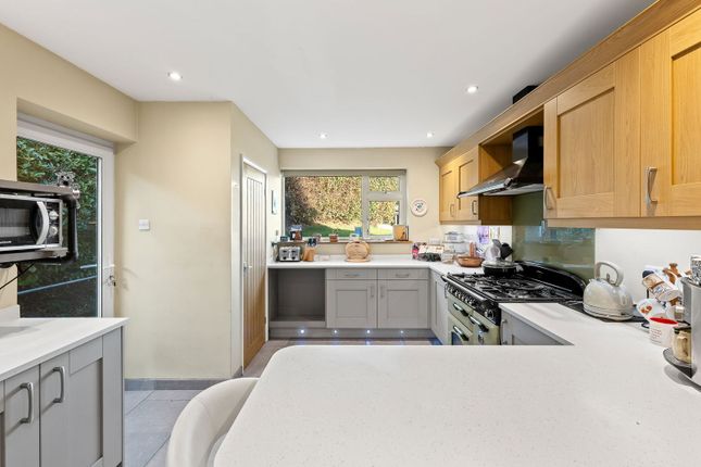 15, West Crescent, Matlock photo 4