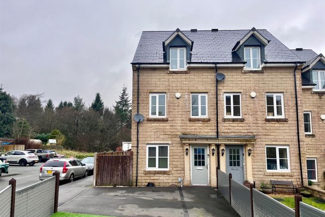 Thumbnail Town house for sale in Carr Road, Buxton