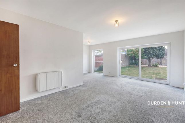 2 Feedhams Close, Colchester photo 4