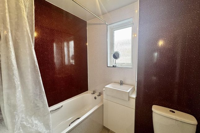 5 Bonnyview Drive, Aberdeen, AB16 7EW, Aberdeen photo 4