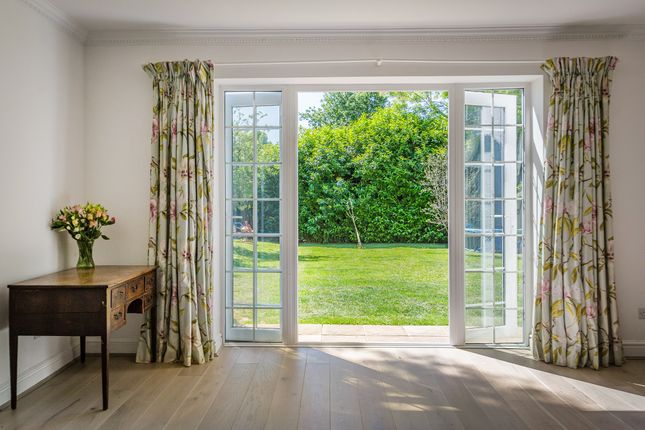 Living Dining To Garden.Jpg
