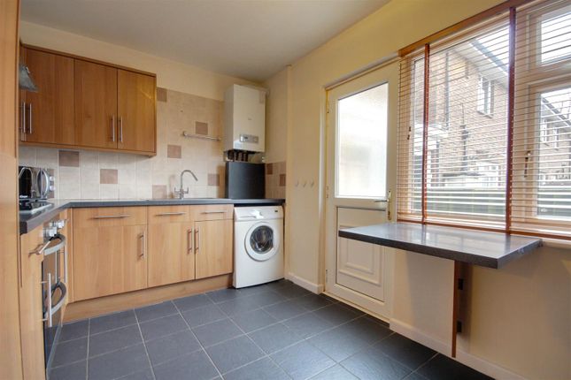 Flat for sale in Manor Field Court, Broadwater Road, Broadwater, Worthing