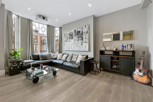 39, Montagu Mansions, London photo 4